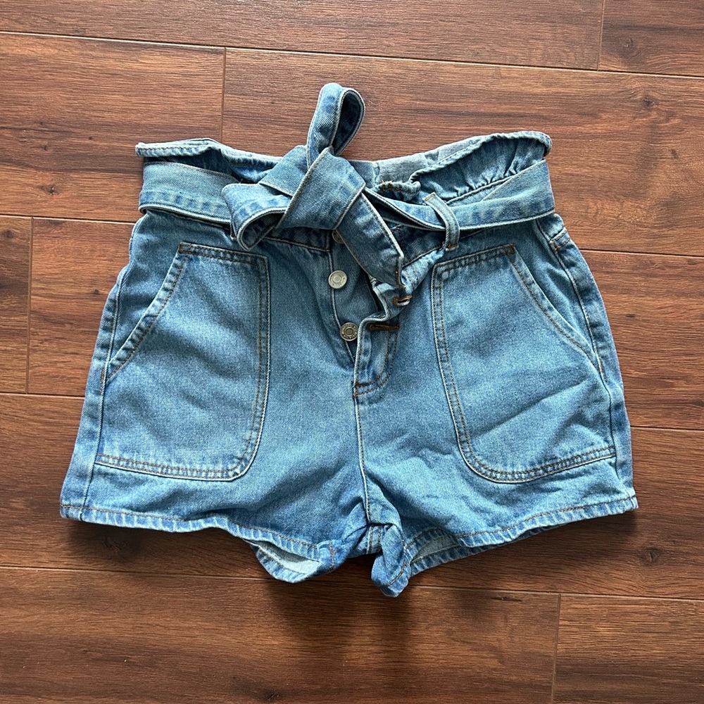 Missguided Tie Jean Short